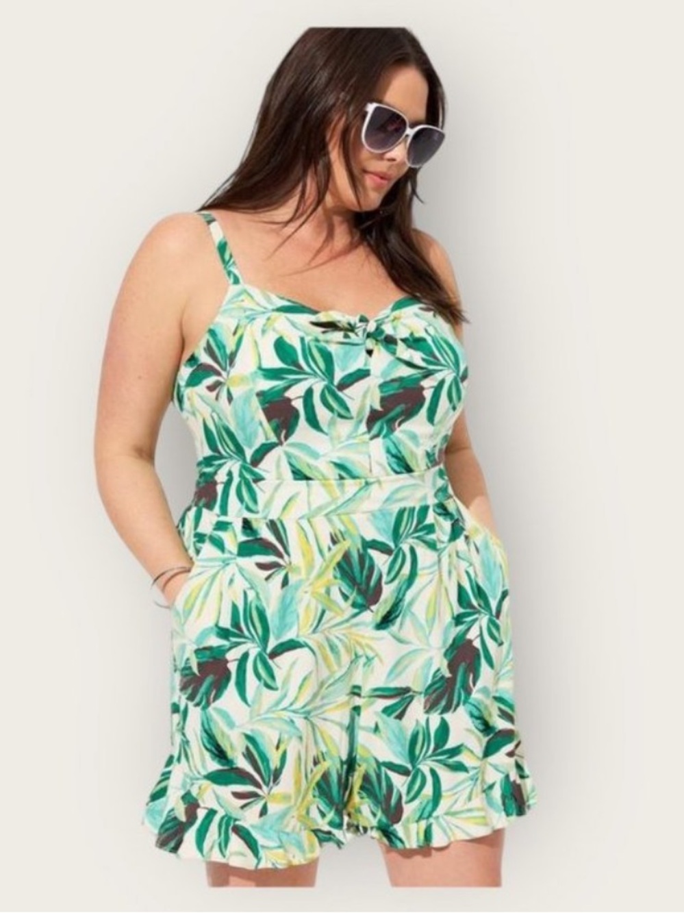 Torrid Tropical Leaf Print Romper Women’s Size 1 Plus Off Shoulder Smocked